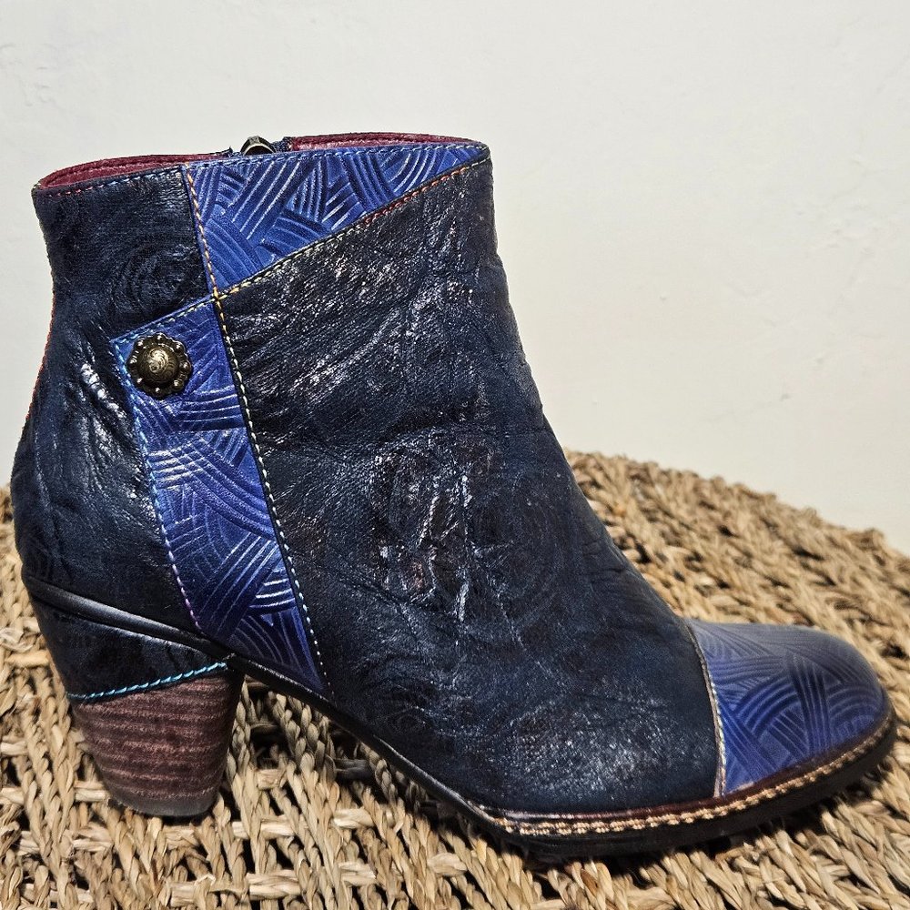 L'ARTISTE BY SPRING STEP Blue Ankle Boots, Women's size 8